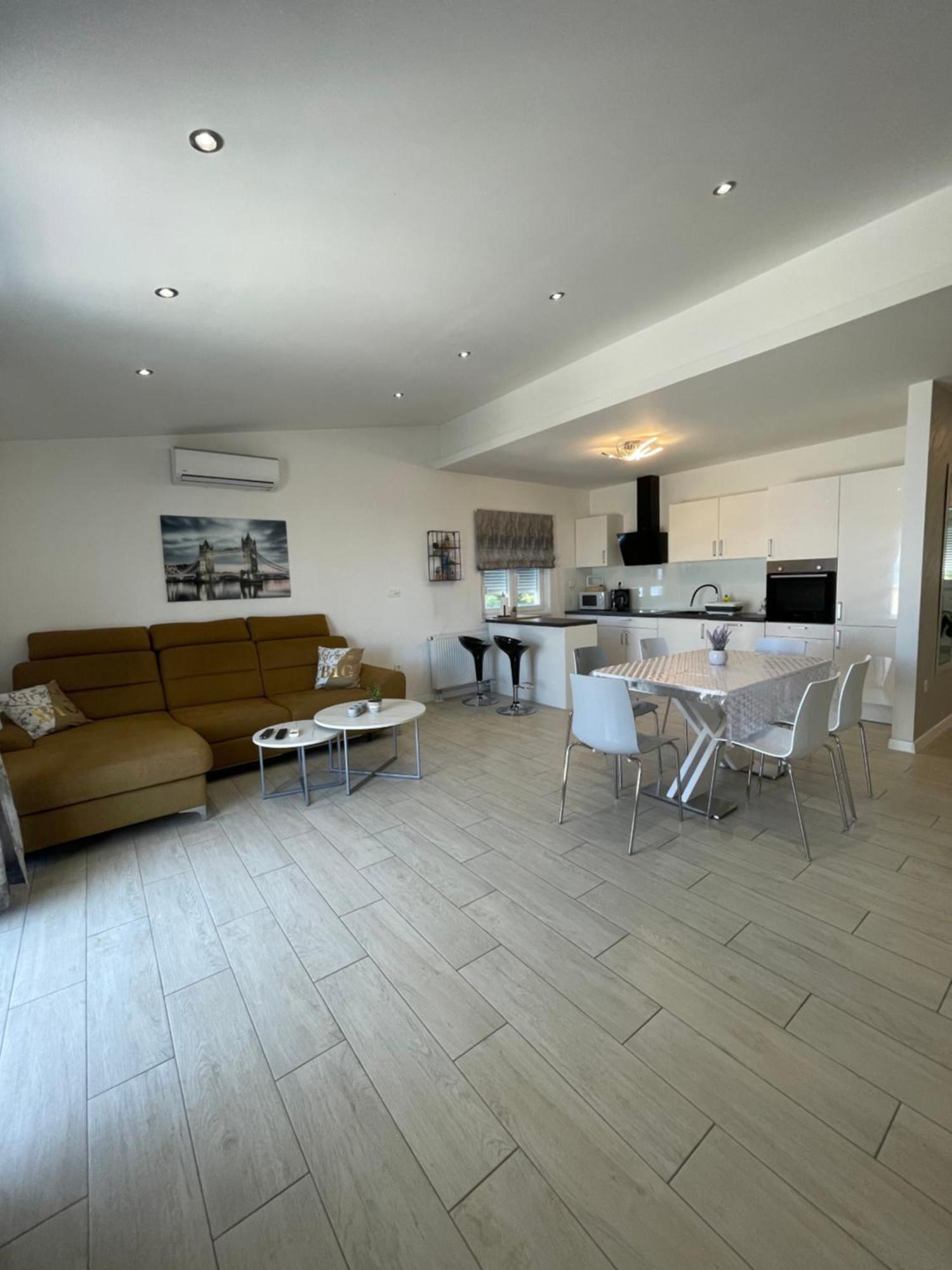 Apartman Mili Baska Voda Exterior photo